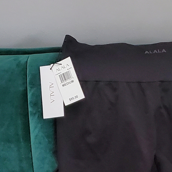 Alala Activewear Leggings - Picture 6 of 6